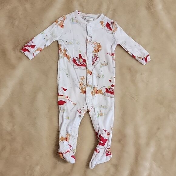 POTTERY BARN KIDS WHITE CHRISTMAS COTTON SLEEPER FOOTIE, SIZE 0-3 MONTHS - Picture 1 of 6